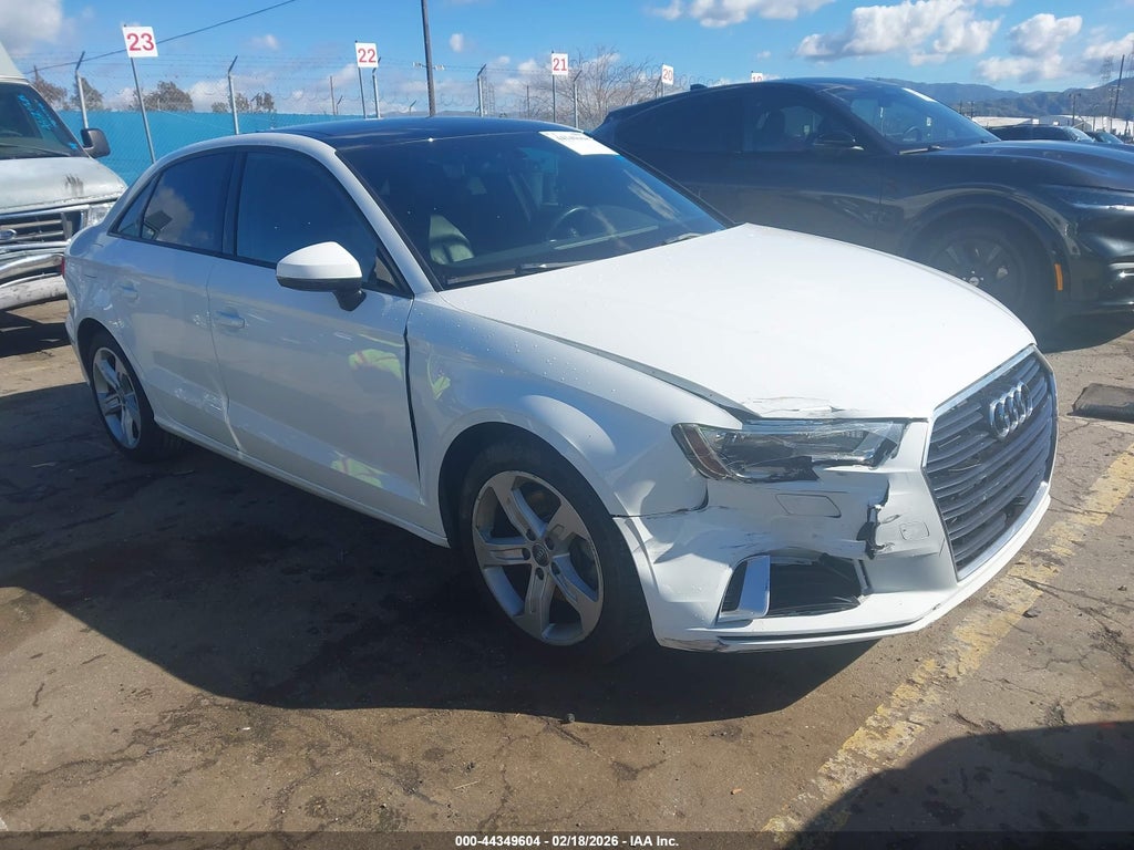 WAUAUGFF2J1033099 2018 AUDI A3 photo no. 1