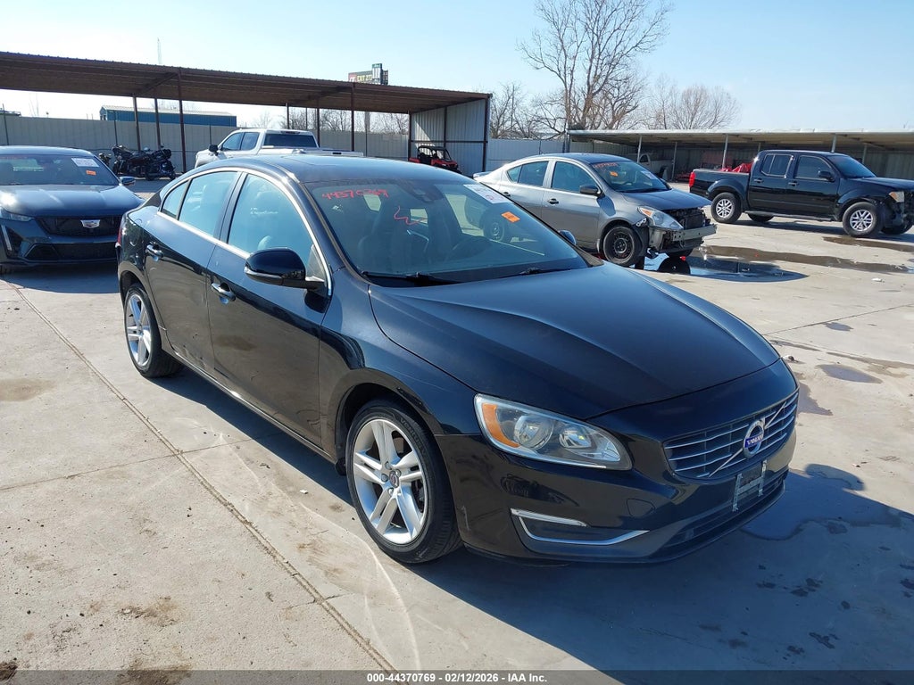 2015 VOLVO S60