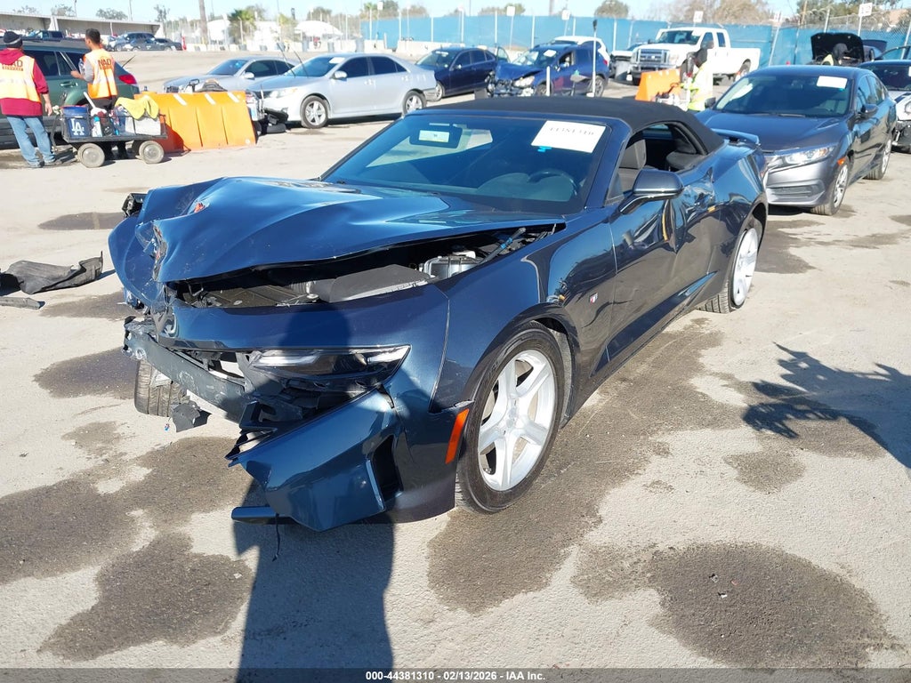 Chevrolet CAMARO 2023