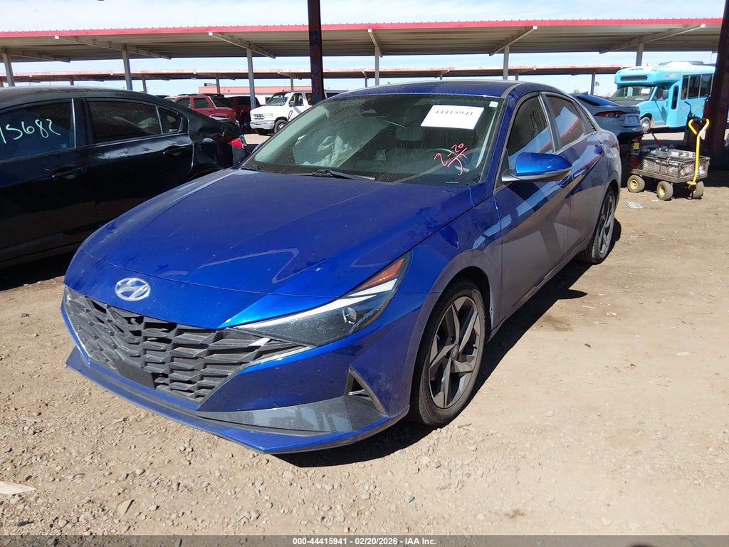 Hyundai ELANTRA 2023