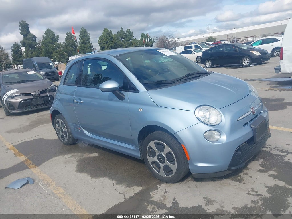 2015 FIAT 500E