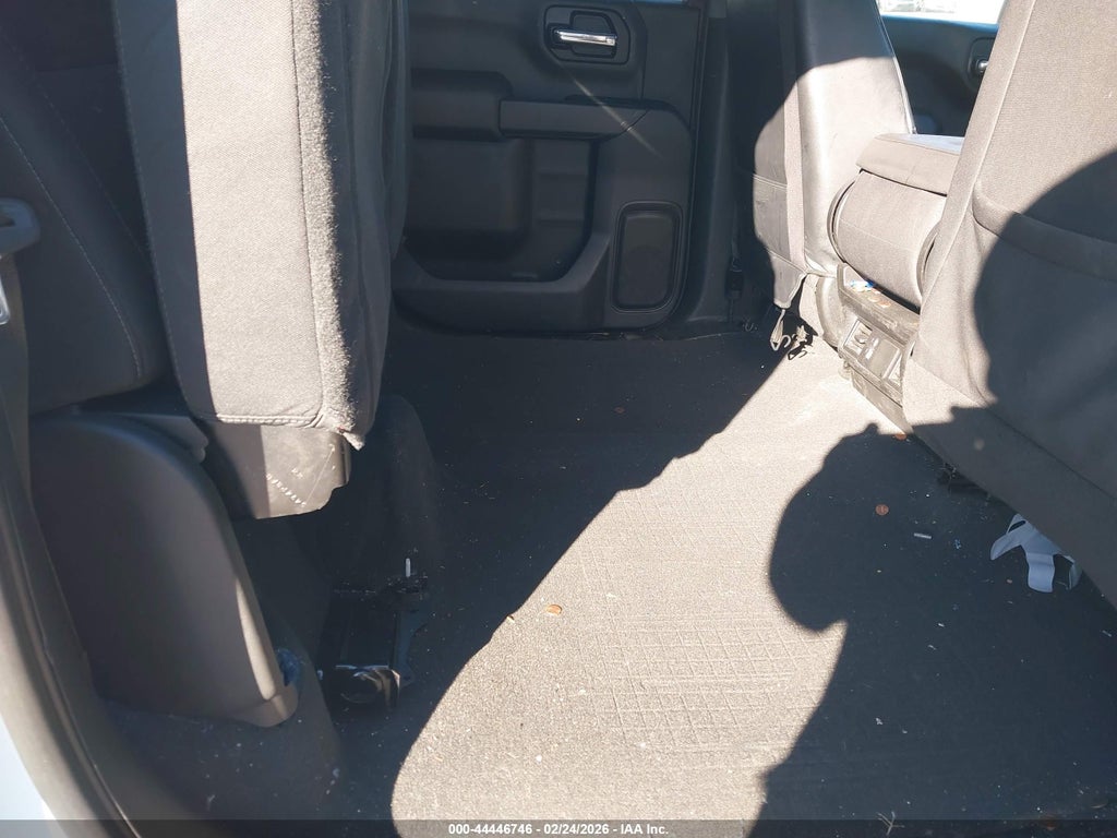 2024 Chevrolet Silverado 1500 4WD Short BED Custom photo 8
