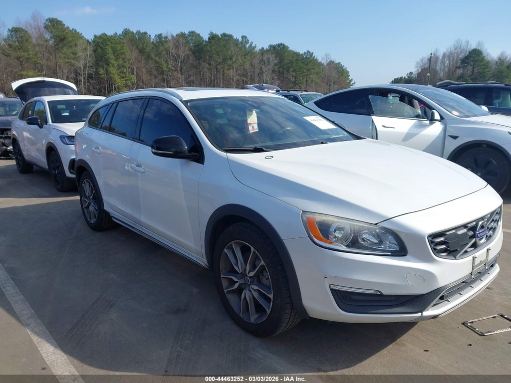 2018 VOLVO V60 CROSS COUNTRY