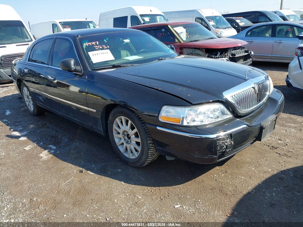 2007 LINCOLN TOWN CAR
