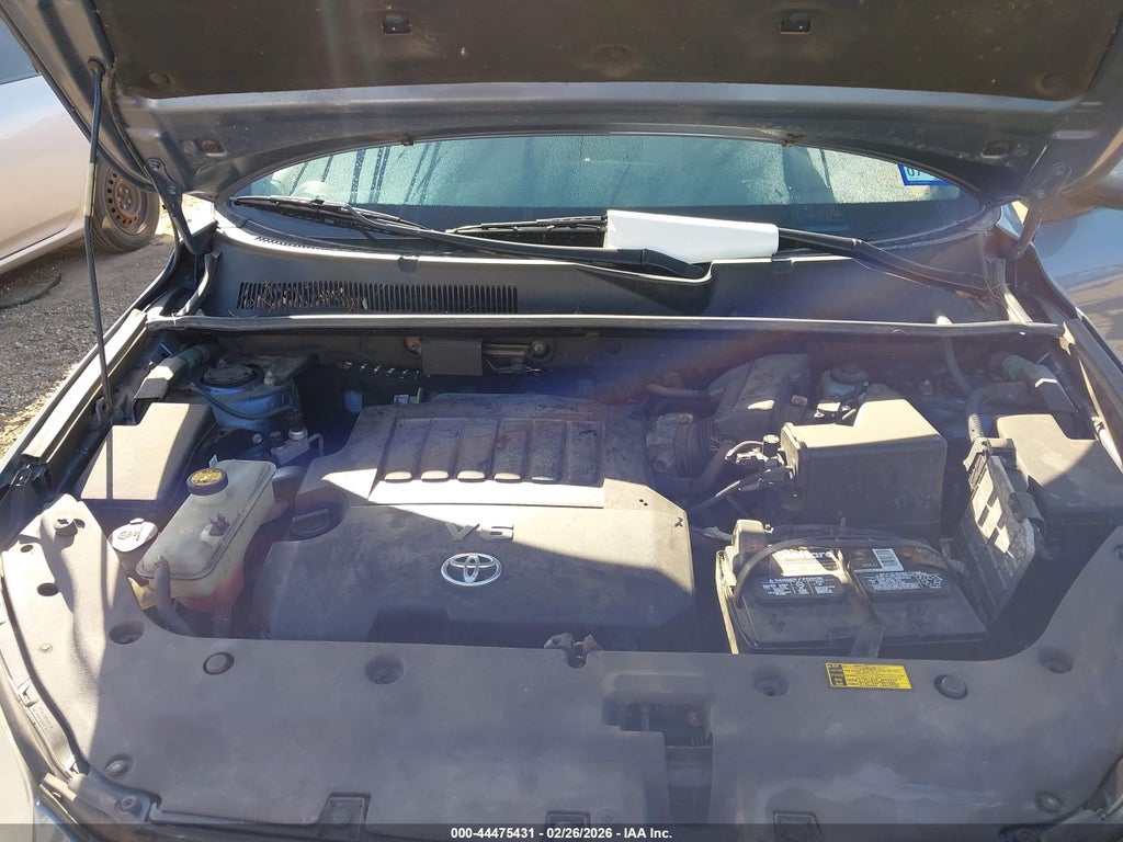 2011 Toyota RAV4 Base V6 photo 10