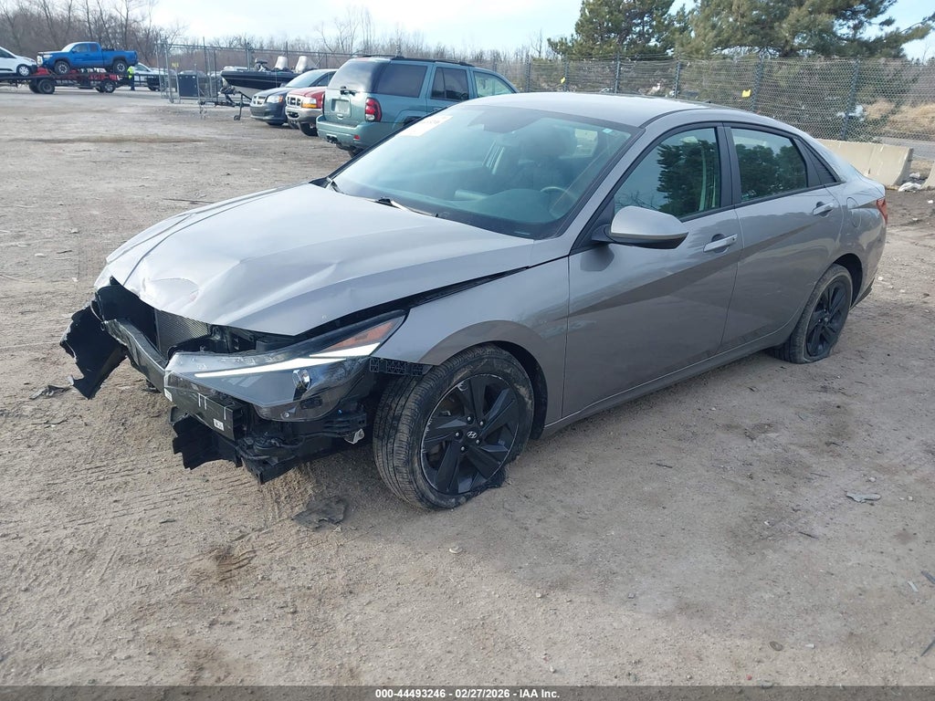 Hyundai ELANTRA 2021