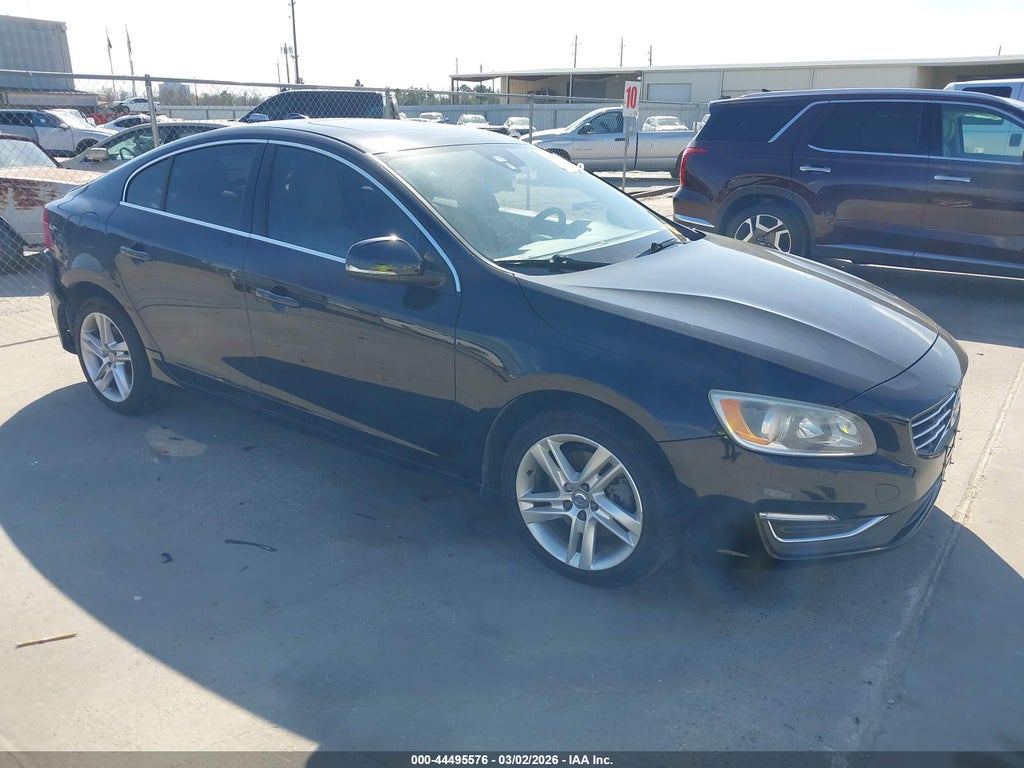 2015 VOLVO S60