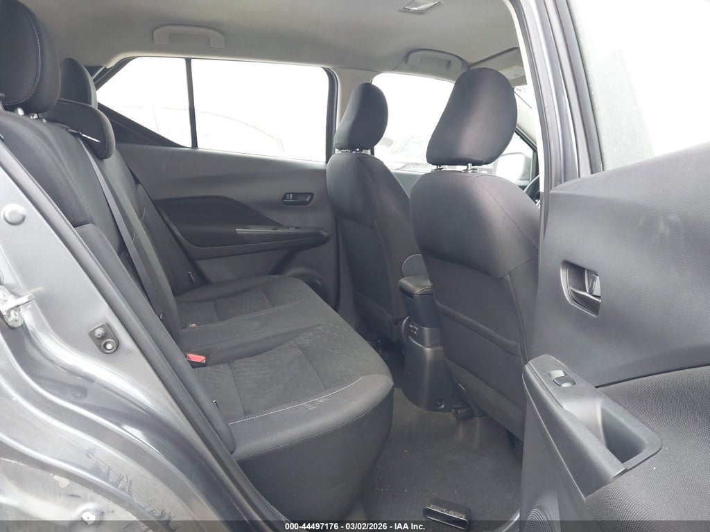 2021 Nissan Kicks S Xtronic CVT photo 8