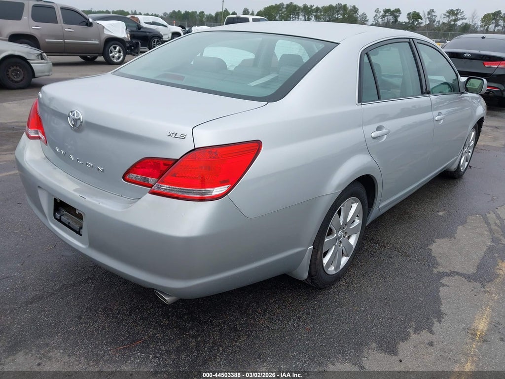 2006 Toyota Avalon XLS photo 4