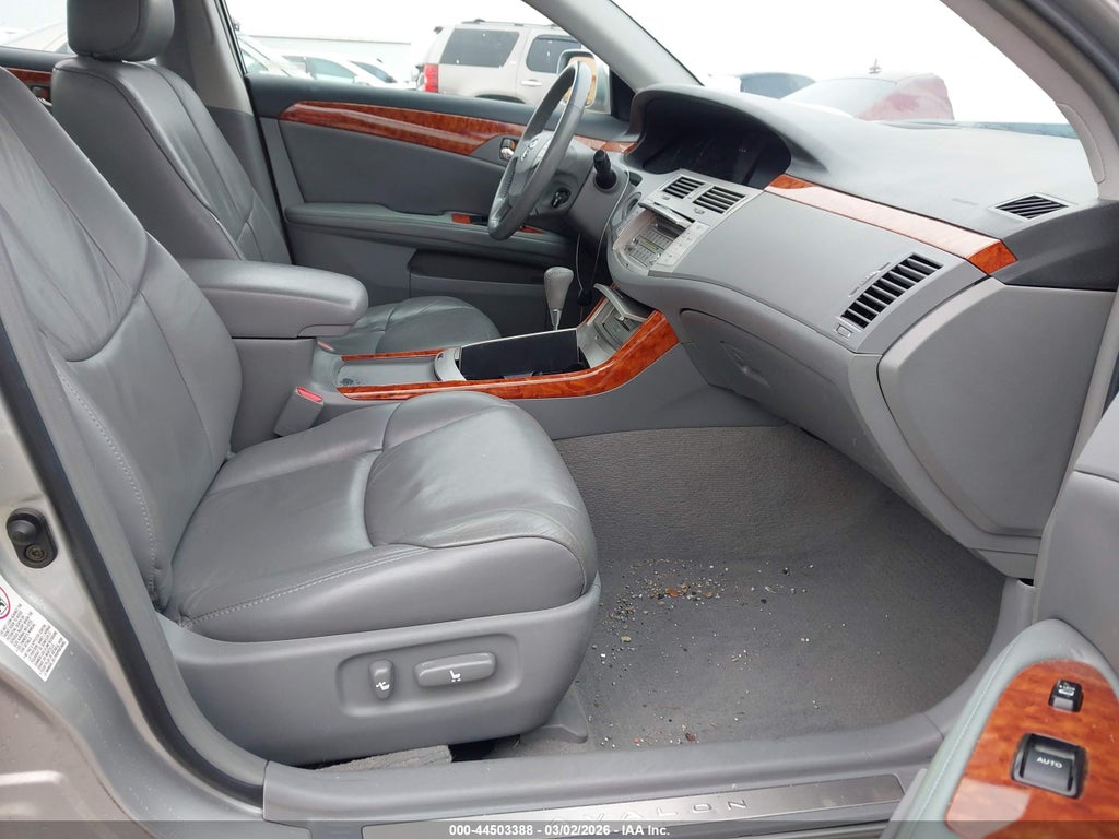 2006 Toyota Avalon XLS photo 5