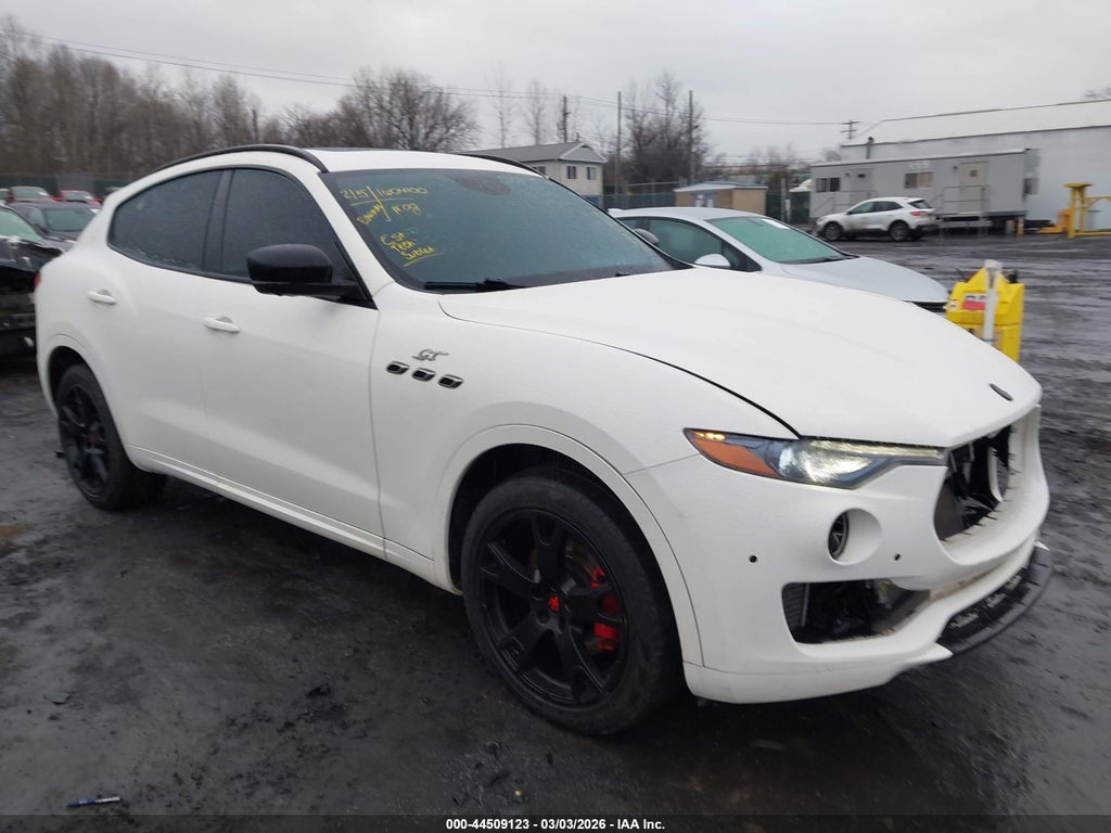 2022 MASERATI LEVANTE