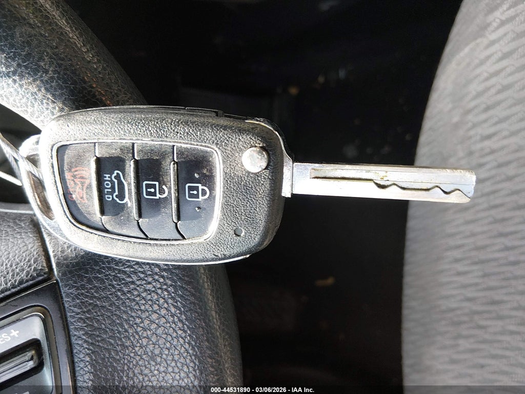 2018 Hyundai Santa FE Sport 2.4L photo 11