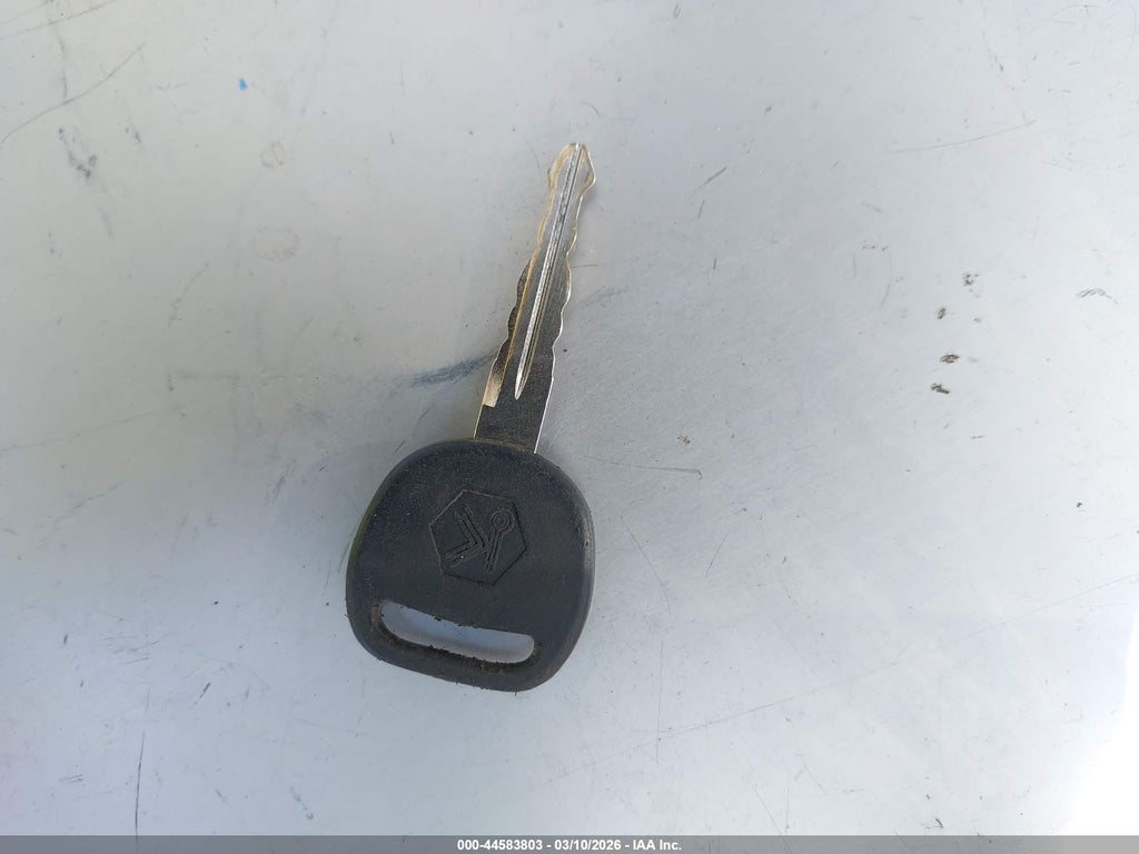 2000 Isuzu Hombre XS 4.3L photo 11