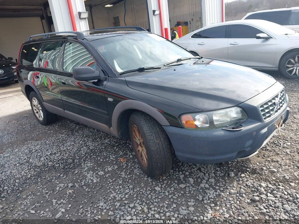 2004 VOLVO XC70