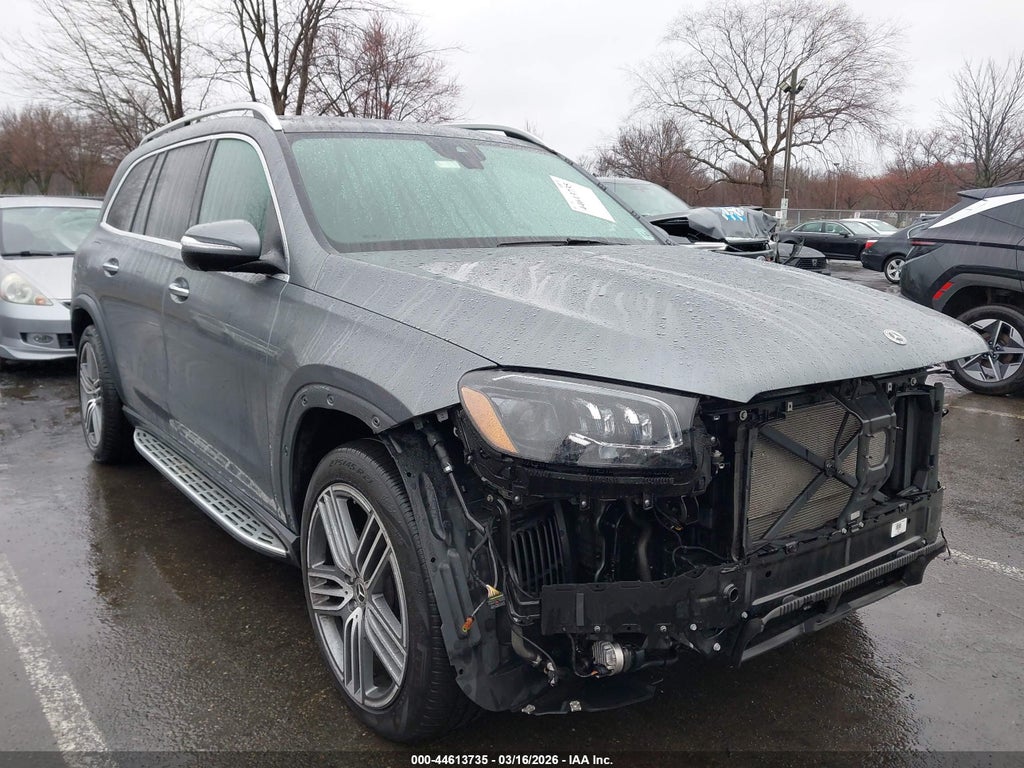 2023 Mercedes-Benz GLS 450 4MATIC photo 1