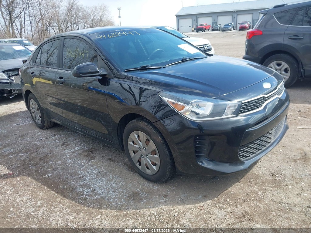 2020 Kia RIO LX photo 1