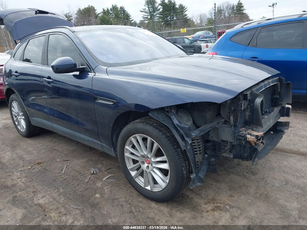 SADCK2BV2HA497154 2017 JAGUAR F-PACE photo no. 1