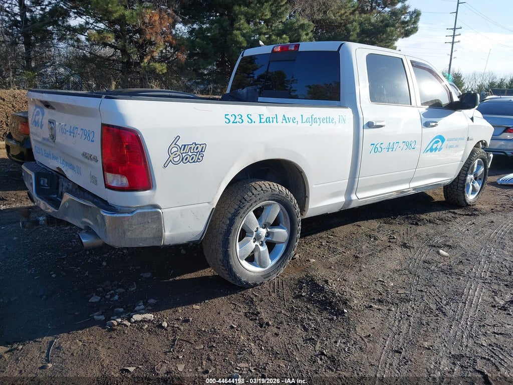 2018 Ram 1500 BIG Horn 4X4 6'4 Box photo 4