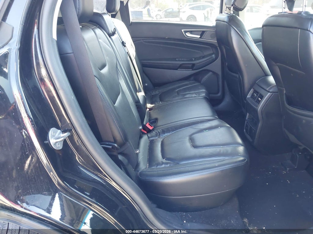 2019 Ford Edge Titanium photo 8