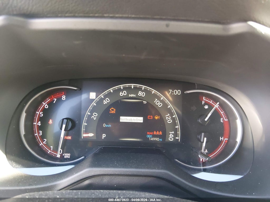2025 Toyota RAV4 LE photo 7