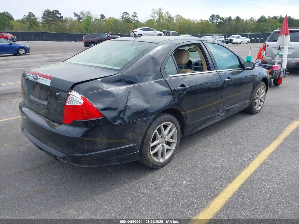 2011 Ford Fusion SEL photo 4