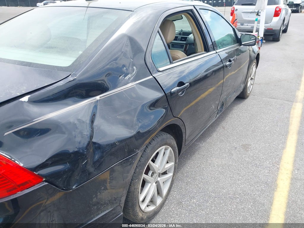 2011 Ford Fusion SEL photo 6