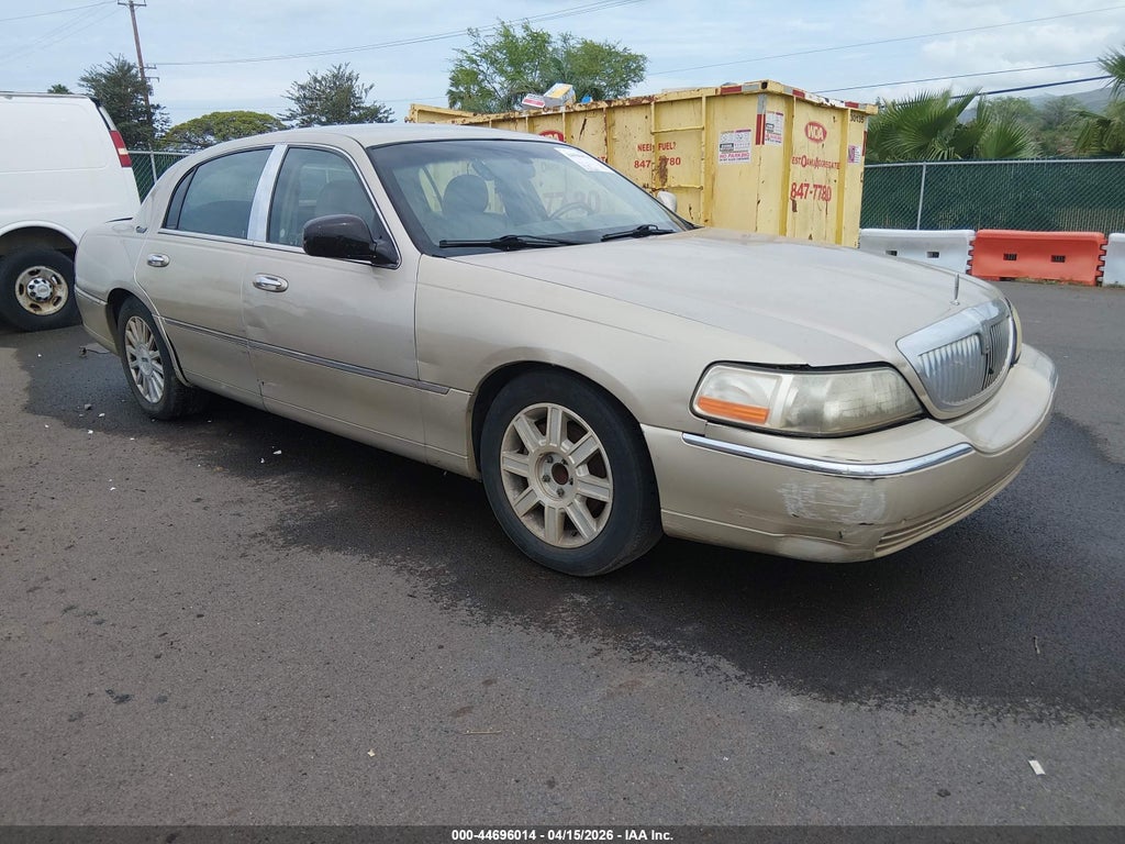 2010 LINCOLN TOWN CAR