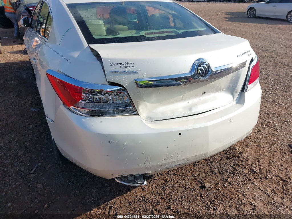 2011 Buick Lacrosse CXS photo 6