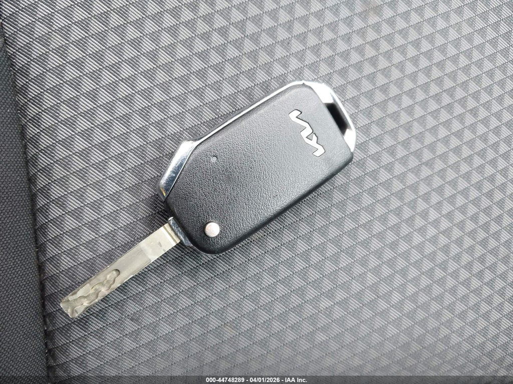 2023 Kia Soul LX photo 11