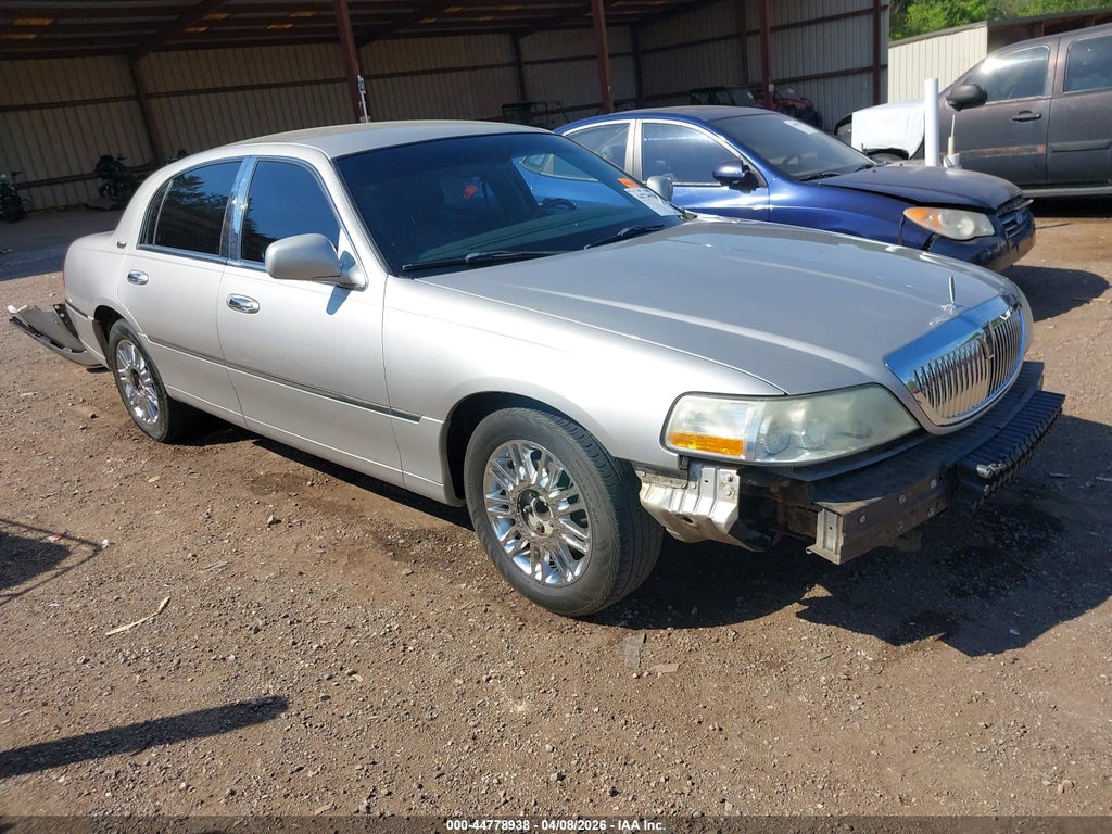2010 LINCOLN TOWN CAR
