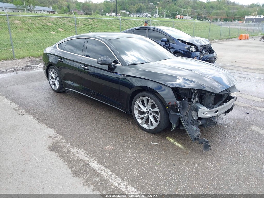 WAUCBCF57NA019770 2022 AUDI A5 SPORTBACK photo no. 1