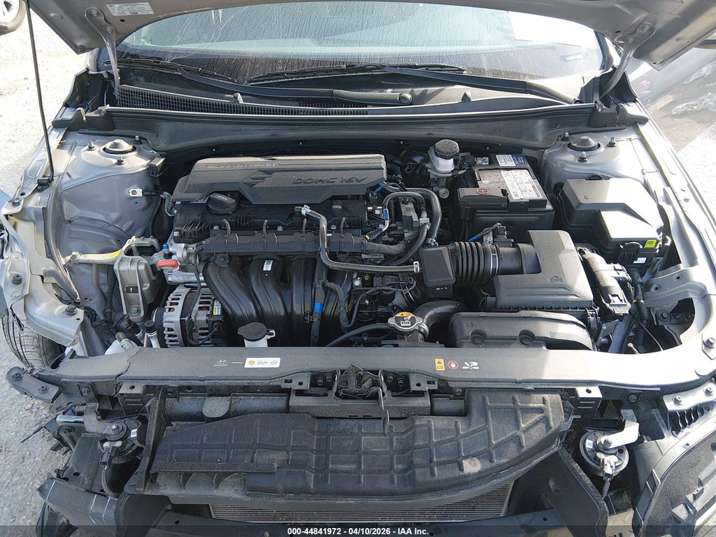 2024 Hyundai Elantra SEL photo 10