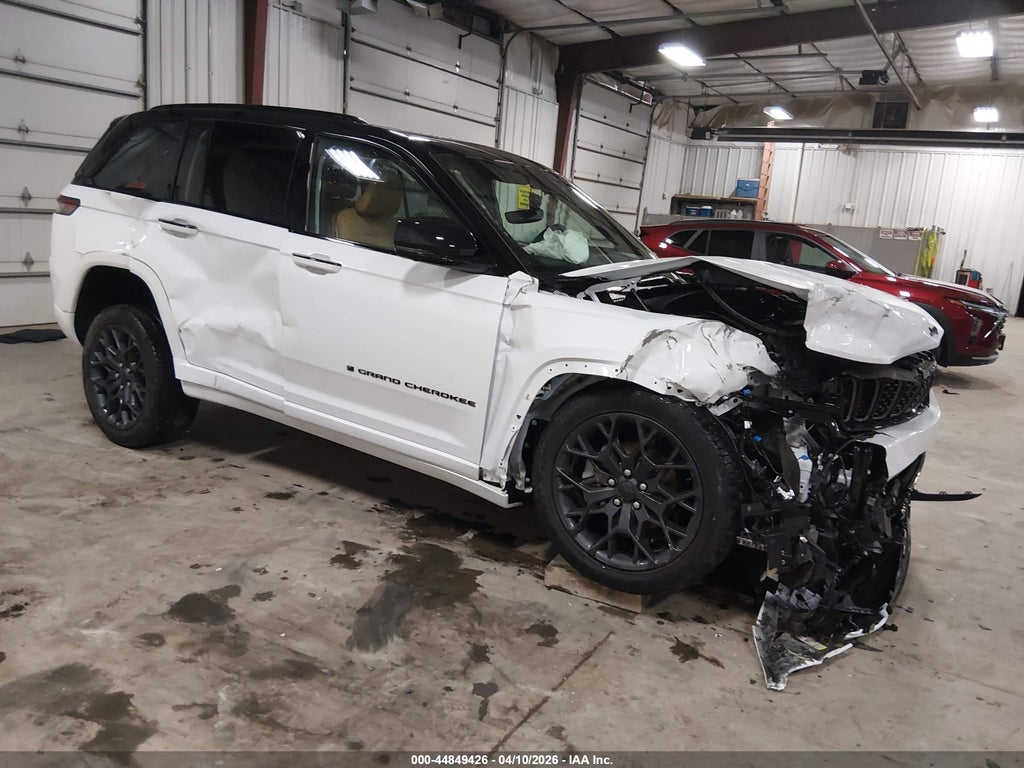 2025 JEEP GRAND CHEROKEE