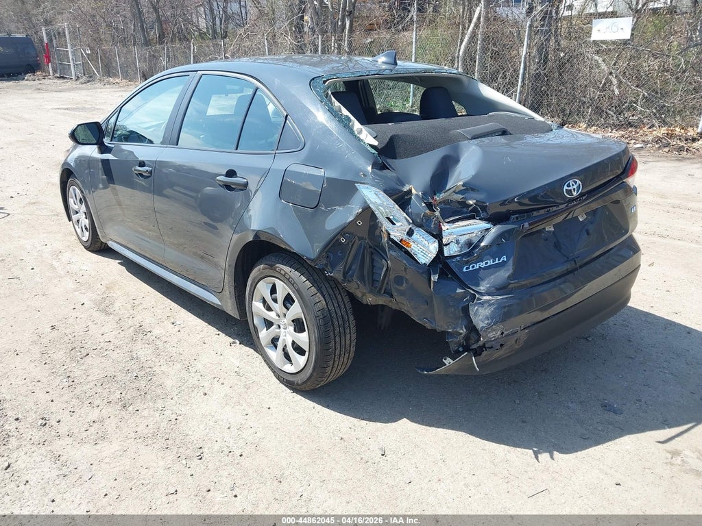 2024 Toyota Corolla LE photo 3