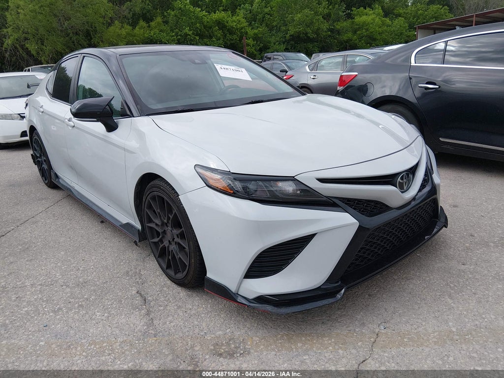 TOYOTA CAMRY 2021