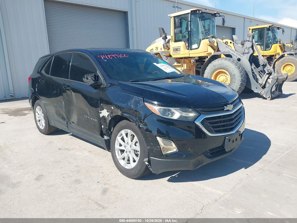 2019 Chevrolet Equinox LS photo 1