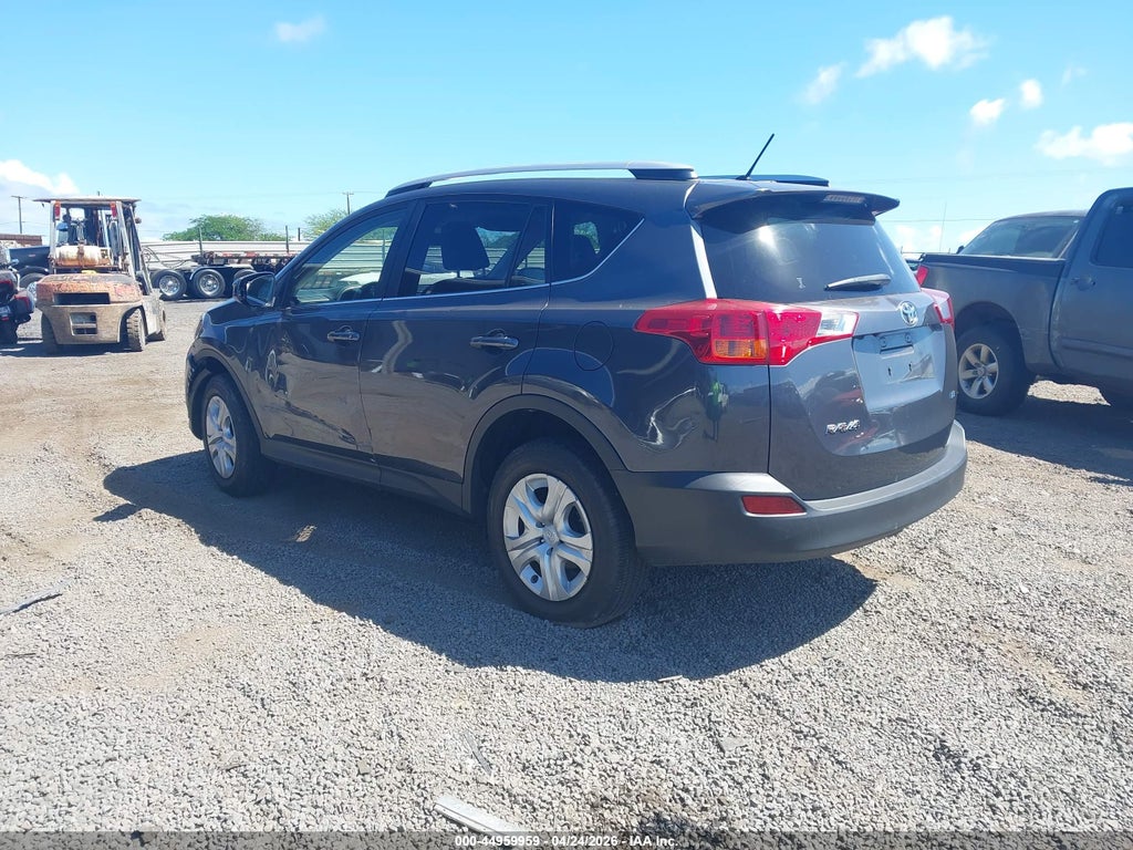 2014 Toyota RAV4 LE photo 3