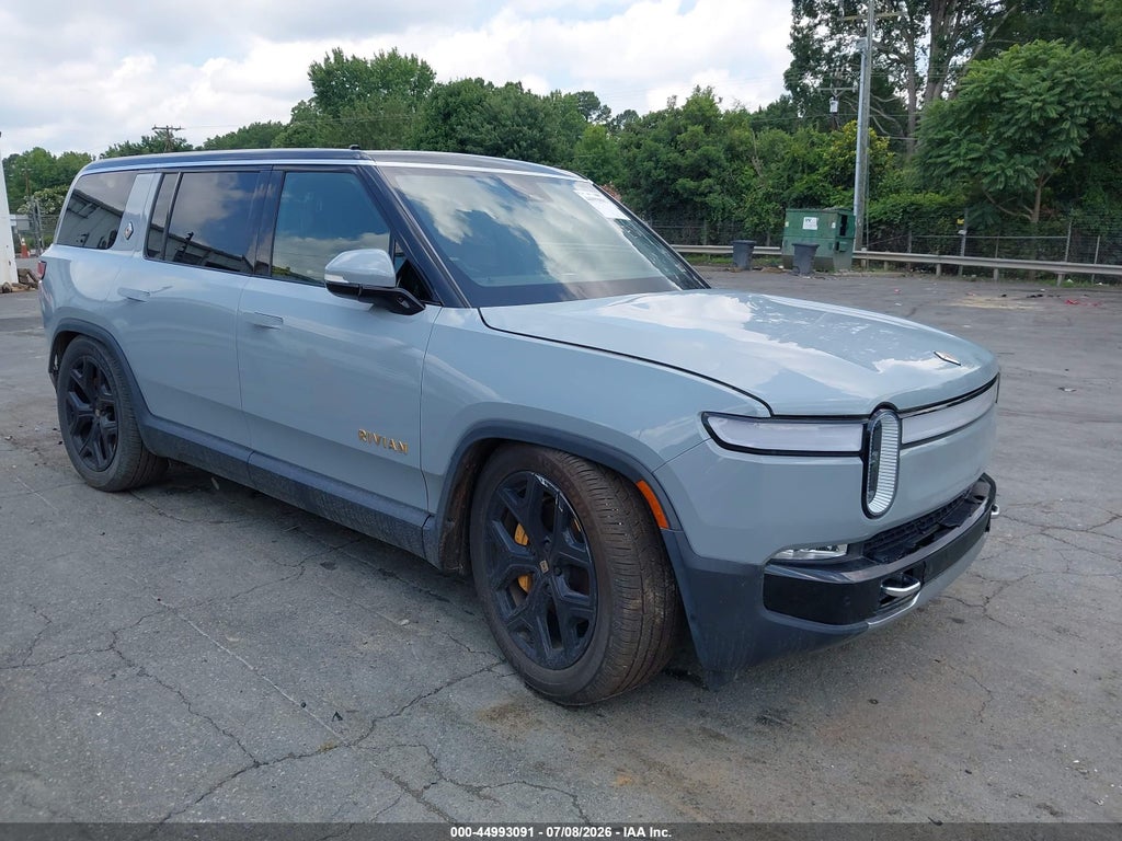 2023 RIVIAN R1S