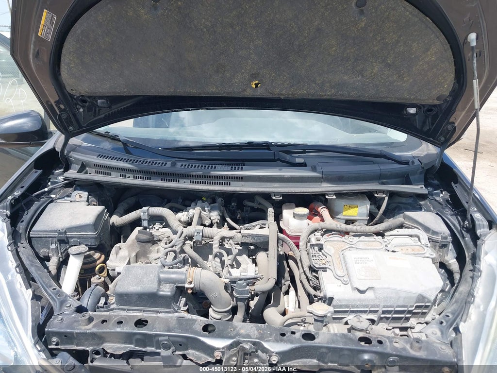2015 Toyota Prius C TWO photo 10
