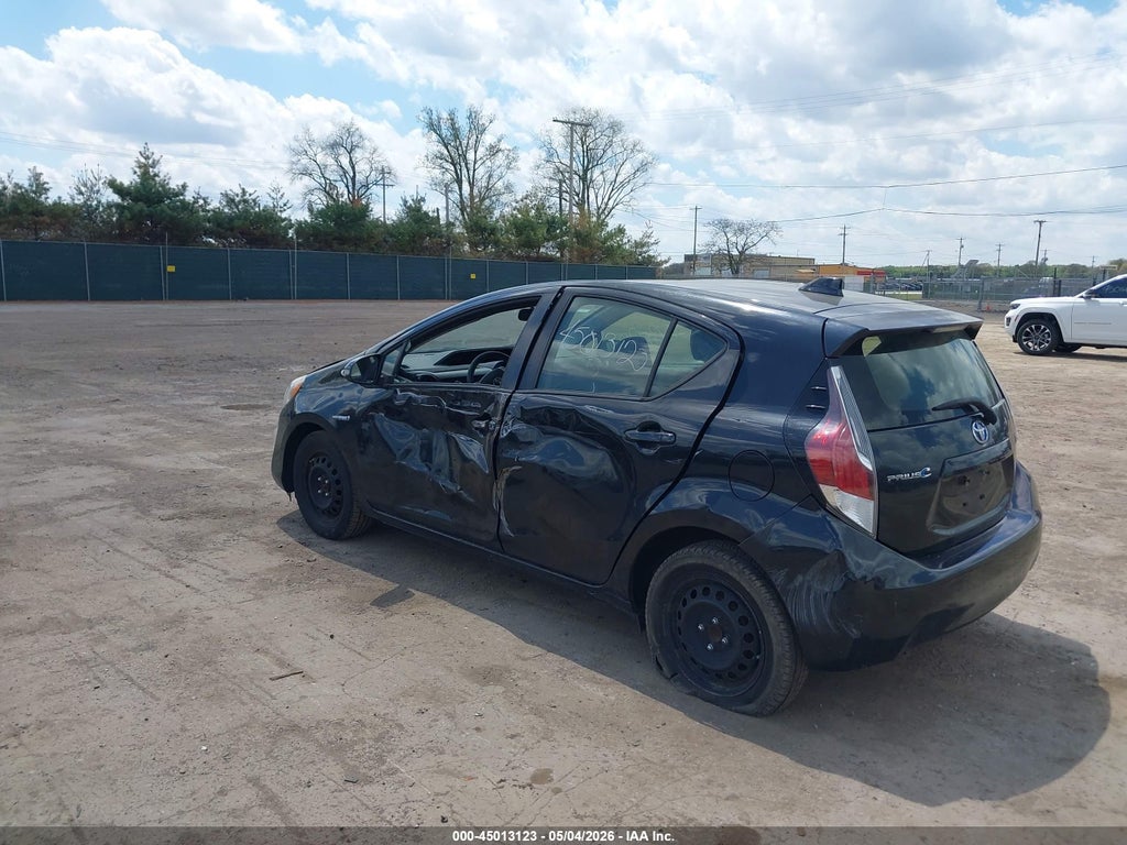 2015 Toyota Prius C TWO photo 3