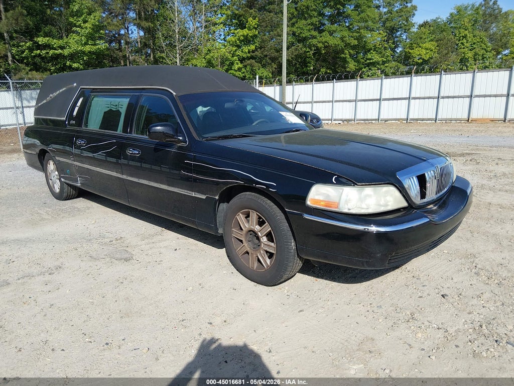 2008 LINCOLN TOWN CAR