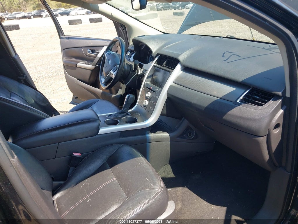 2013 Ford Edge SEL photo 5