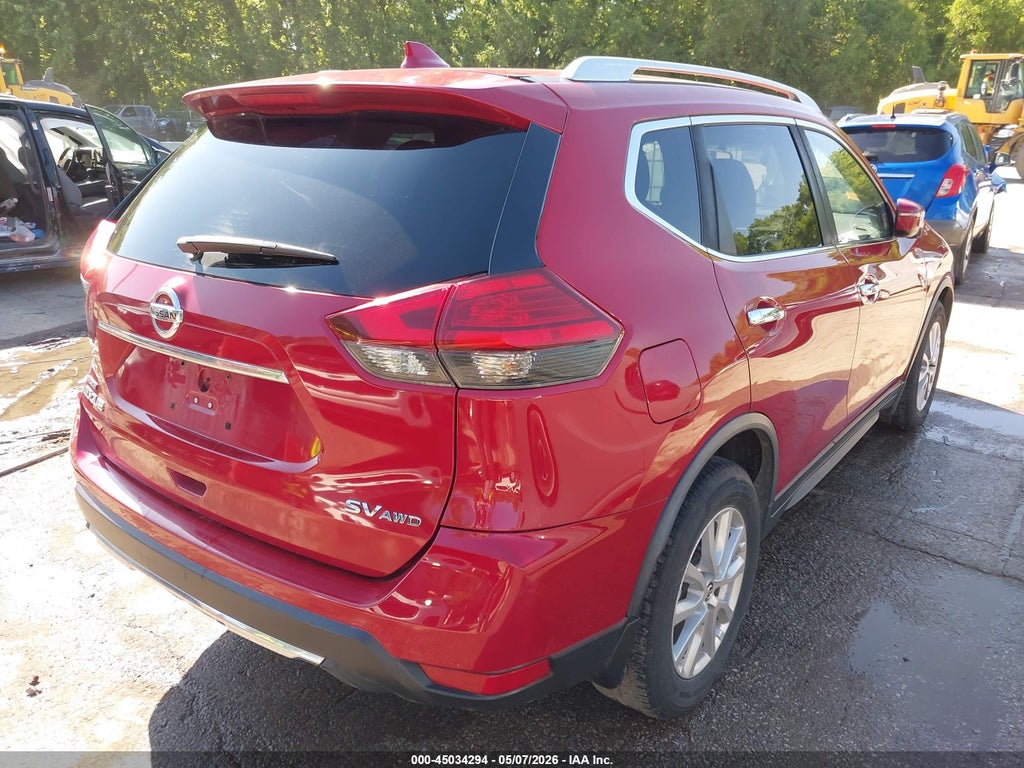 2017 Nissan Rogue SV photo 4