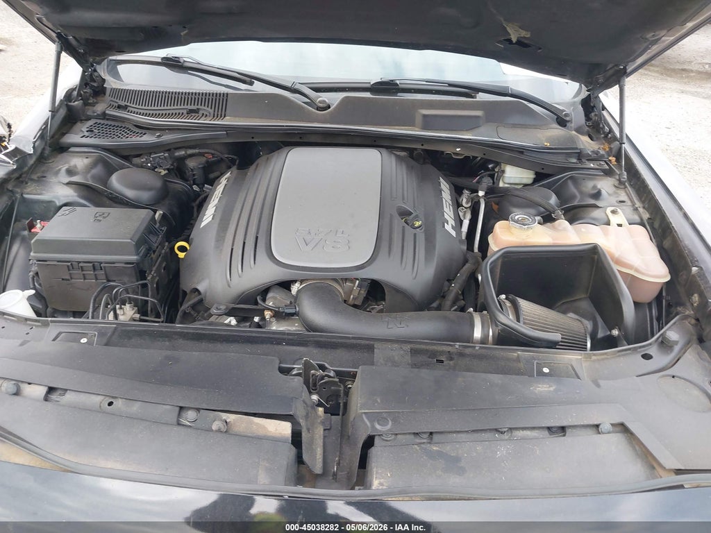 2013 Dodge Challenger R/T photo 10