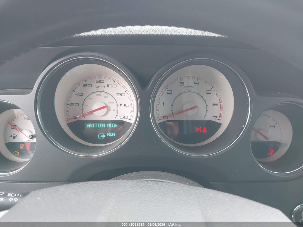 2013 Dodge Challenger R/T photo 7