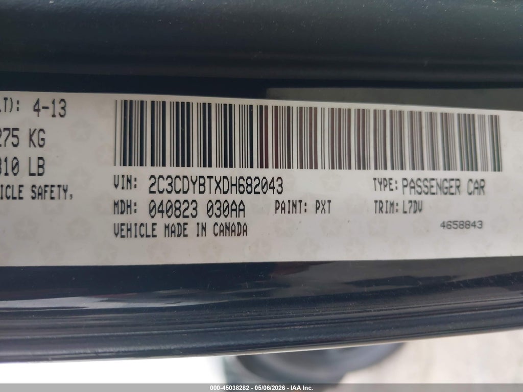 2013 Dodge Challenger R/T photo 9