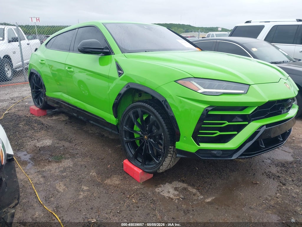 2021 LAMBORGHINI URUS