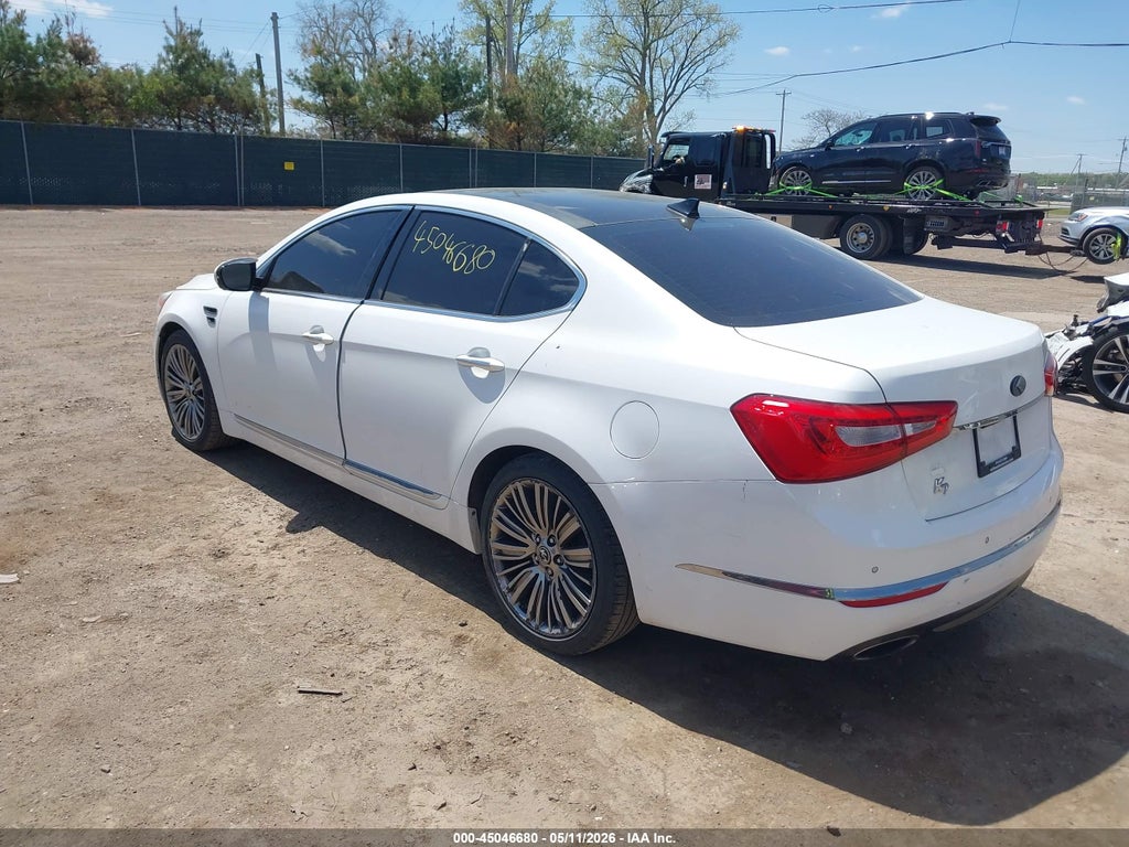 2015 Kia Cadenza Limited photo 3