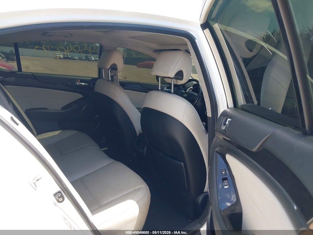 2015 Kia Cadenza Limited photo 8