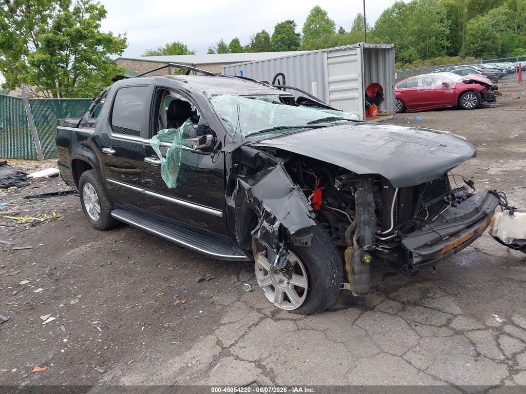 2011 CADILLAC ESCALADE EXT